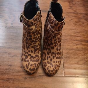 🤑ON SALE🤑Leopard print boots